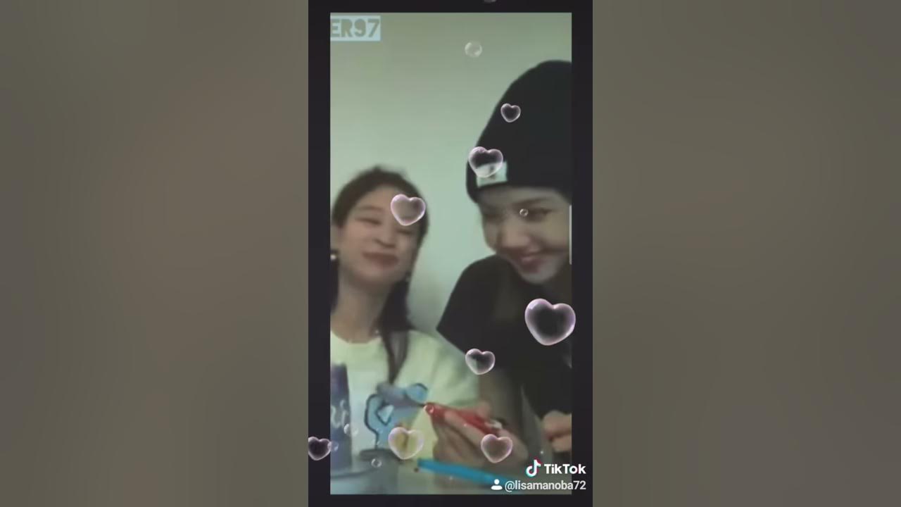 Jenlisa Kiss on lips Finally🙈😍🔥🤤💦💗💗 YouTube