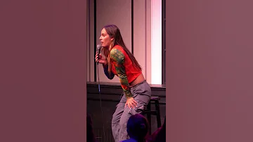 Sit on my face #standupcomedy #comedy #comedian #standup #dating #text #shorts #reels #funny #nyc