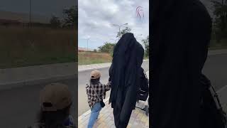 Müslüman Kadın Çocuklarına Karşı Sorumluluk Sahibidir