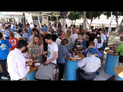 Alcaldesa visita las Cruces de Mayo