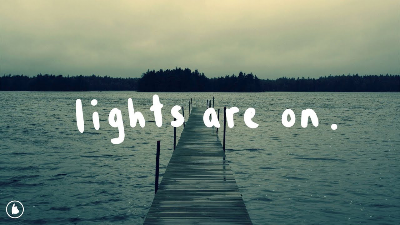 Tom Rosenthal - Lights Are On (Lyrics) akkorde