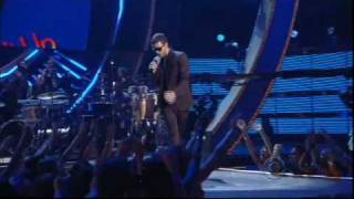 Video-Miniaturansicht von „Justin Timberlake - Got To Give It Up - live   Fashion Rocks 2008  Sep“