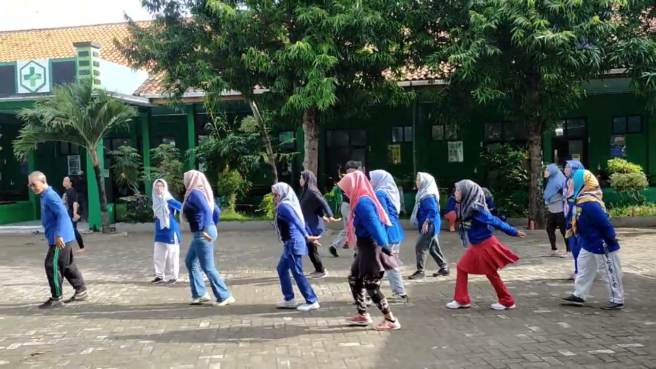 SENAM SEHAT PUSKESMAS SARANG1...JARAN GOYANG 