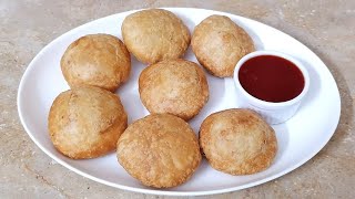 Crispy Chicken Keema Kachori | Kachori Recipe | How To Make and Freeze Kachori | Treats and Feasts