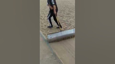 Чистка пляжа на Иссык-Куле.