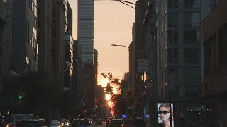 'Manhattanhenge' Sunset, May 30, 2022