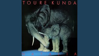 Video-Miniaturansicht von „Touré Kunda - Toure Kunda“