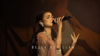 Download Lagu LEBIH BAIK BERPISAH BELLA ASTILLAH LIVE TRIBUTE GLENN FREDLY HOLOGRAM ZEPP KL MALAYSIA MP3 Download Lagu LEBIH BAIK BERPISAH BELLA ASTILLAH LIVE TRIBUTE GLENN FREDLY HOLOGRAM ZEPP KL MALAYSIA MP3