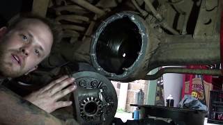 How to remove and replace a rear diff center (Solid Axle)