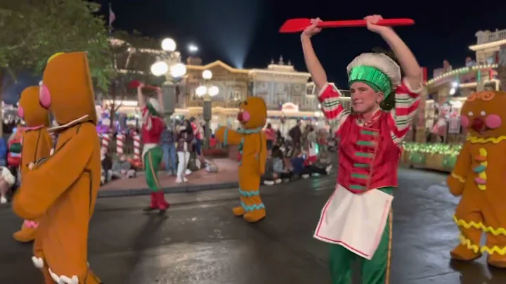 Mickeys Very Merry Christmas Party Parade