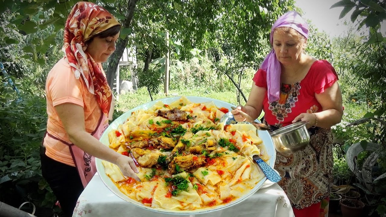 Азербайджанская деревня готовит жена