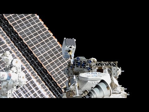 NASA'S NICER Does the Space Station Twist
