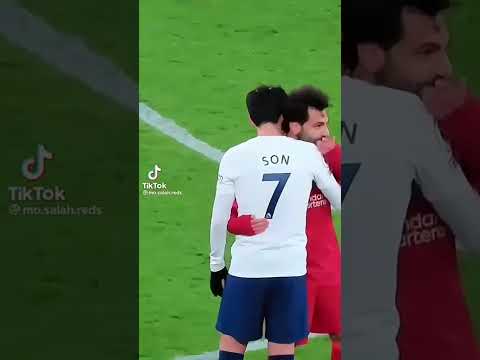 شاهد احترام سون ومحمد صلاح