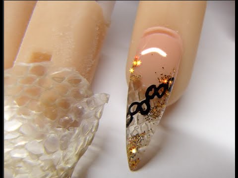 25 Cute Ways To Wear Animal Print Nails 2021 : Nude Snakeskin Print Nails