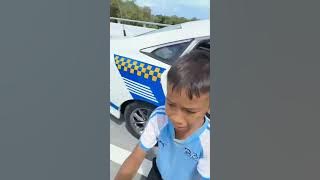 Simpan video .besar nanti boleh  tunjuk kat budak2 ni🏃😂😆🤣