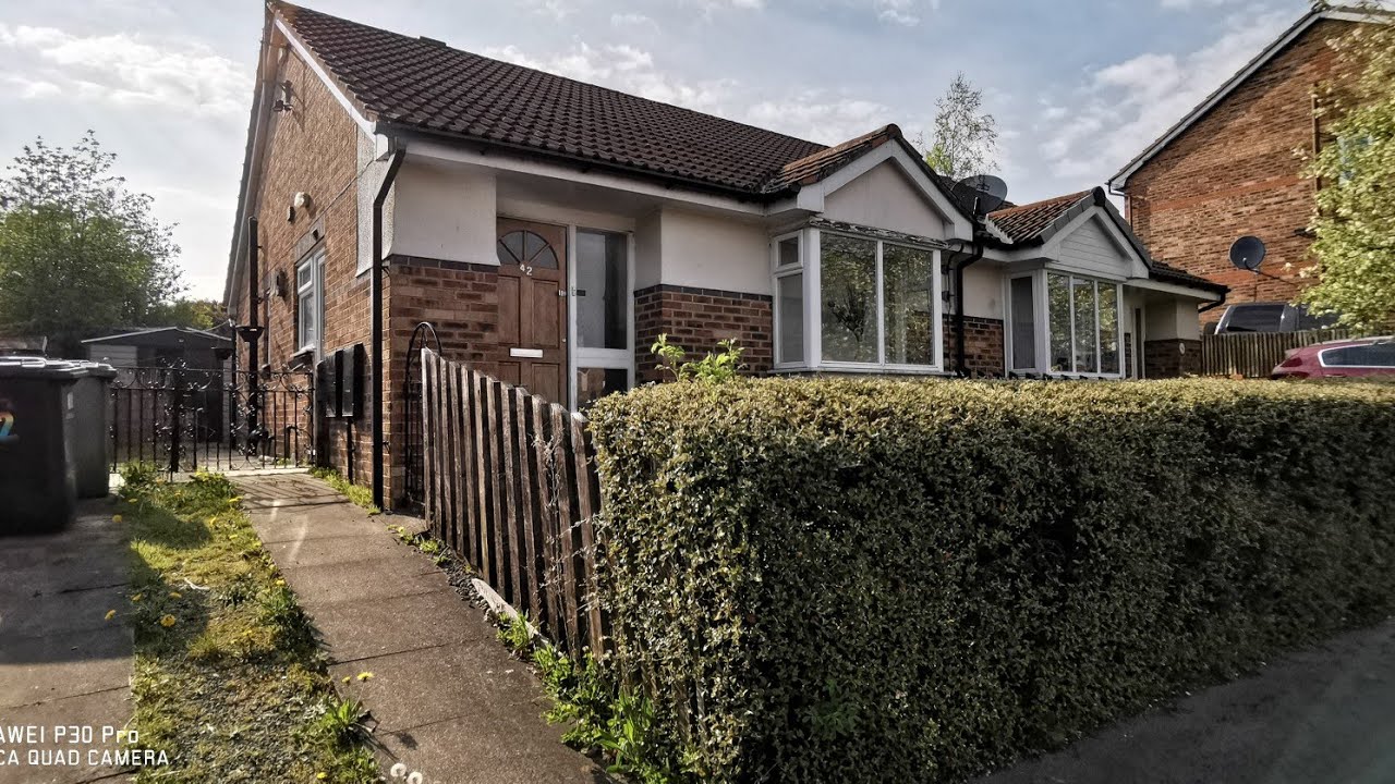 2 bedroom bungalow to let in Bradford BD8 YouTube