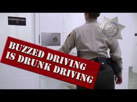 Video: Perbedaan Antara Drunk Driving Dan Buzzed Driving
