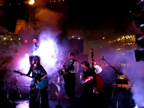 Mather Louth and Radio Noir - Live @ Dark Harbor 2010 Queen Mary