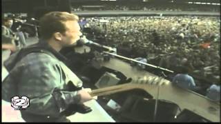 Video thumbnail of "UB40 - Red Red Wine ( Live )"