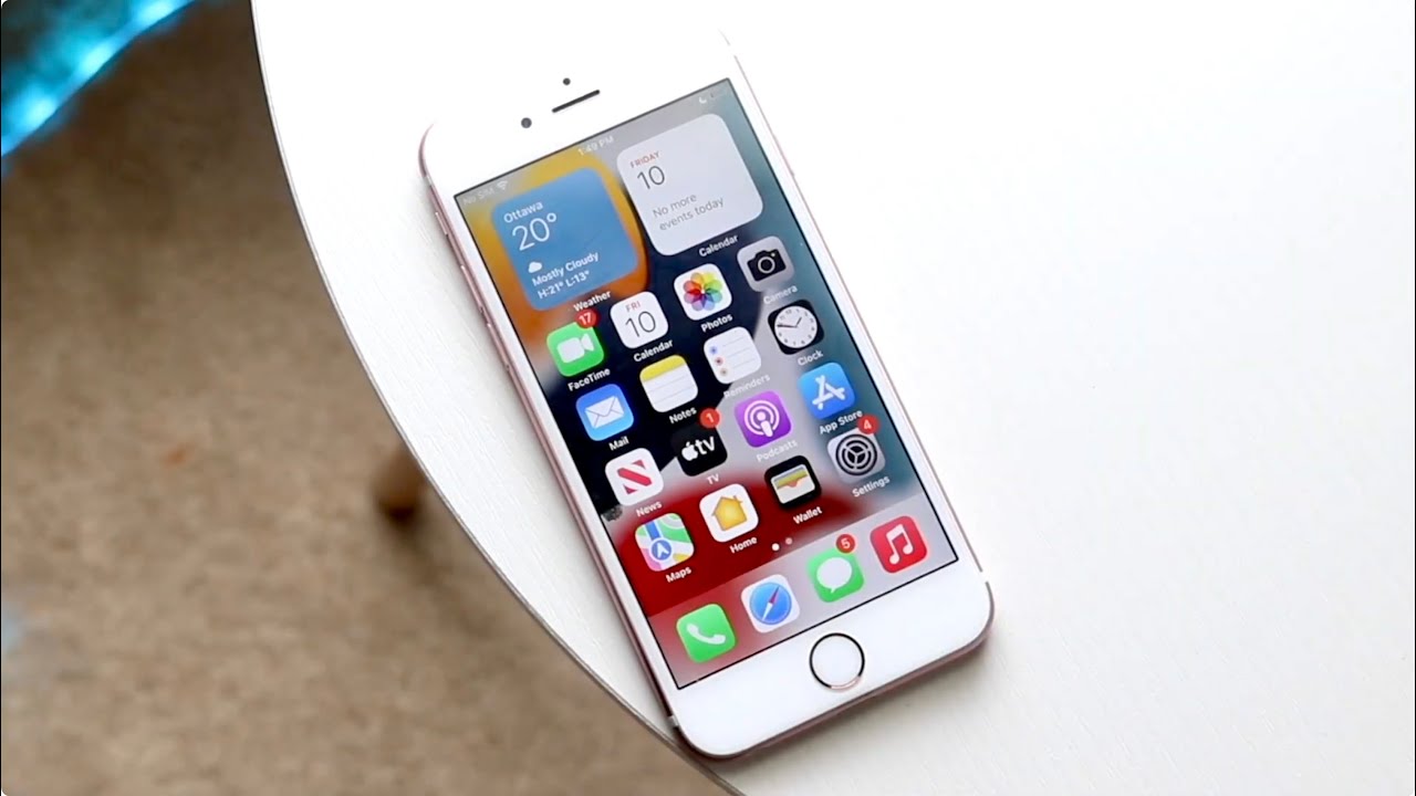 The iPhone 6S In 2022 🫤 - YouTube