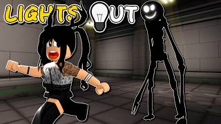 Stay In The Light!!!! (Roblox-Lights Out)
