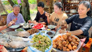 River Shrimp Dipping Sauce, Dried clams, Snake head fish grill prepare and Eat, Sros's family Eating