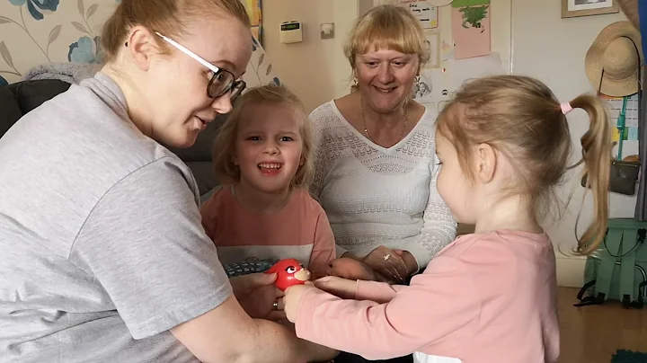 Evie and Pippa meet Willow