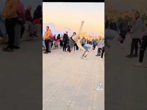 تقيل عليكوا متنسوش الايك