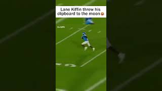 Clipboard went flying💀