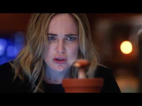 "Eat me Sara" |  Legends Of Tomorrow Season  7 Finale