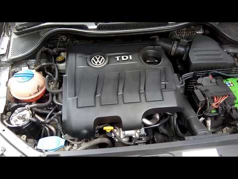HOW TO CHECK ENGINE OIL LEVEL ON YOUR CAR