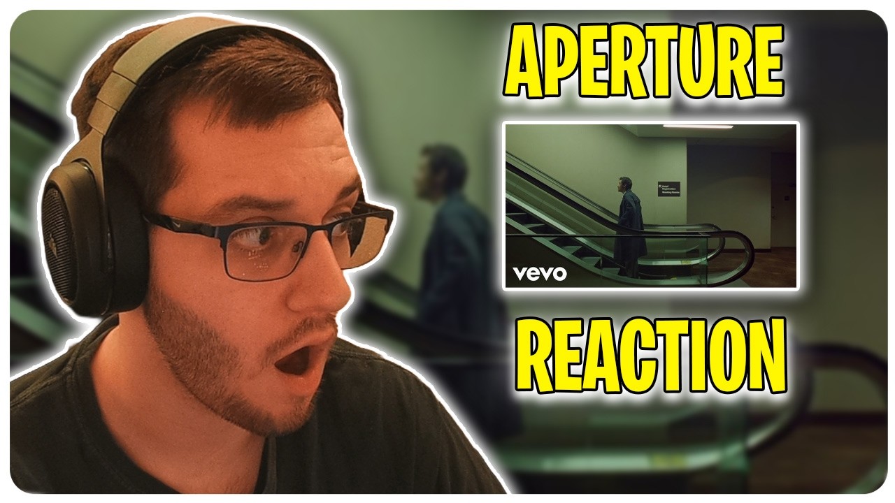 IS THAT THE SAME ROOM AS BILLIE EILISH |  APTURE BY HARRY STYLES REACTION