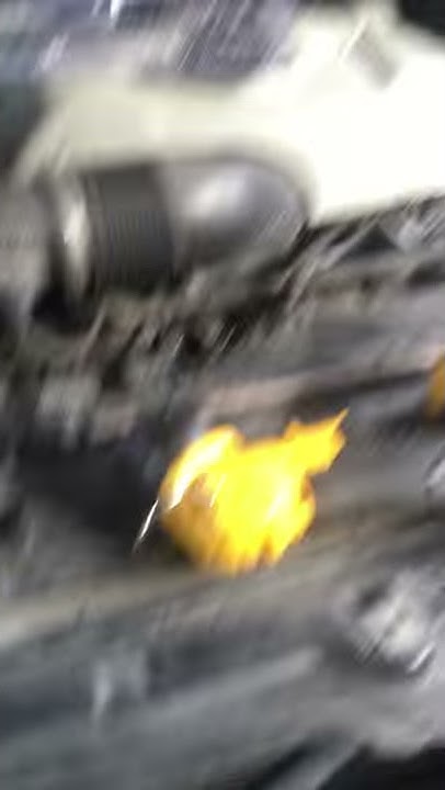 BMW 745li 2004 hood problems - YouTube