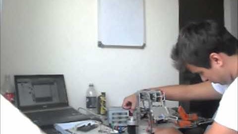 Braço mecânico (testes)