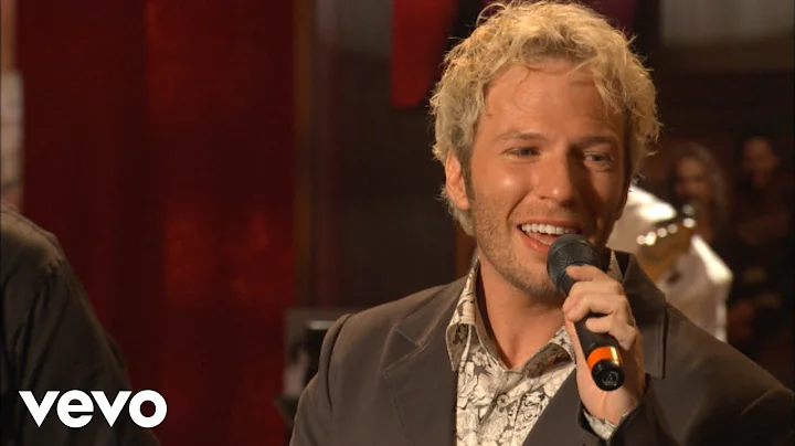 Bill & Gloria Gaither - When I Cry [Live] ft. Mars...
