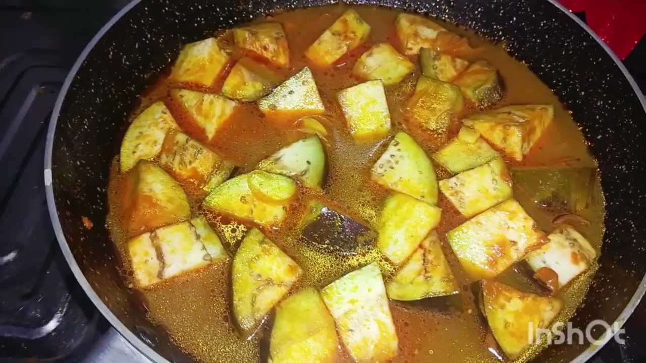 নদীর বোয়াল মাছ দিয়ে বেগুনের ঝাল ঝাল ঝোল।