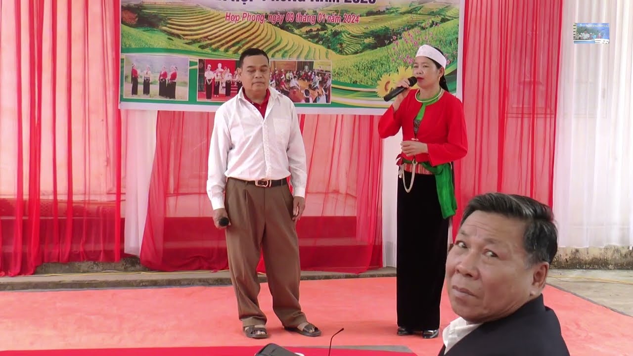 QUÁCH LON HÁT MƯỜNG Ở HỢP PHONG