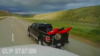 'Out the WAY!!' ULTIMATE PICK UP TRUCK FAILS COMPILATION 2017