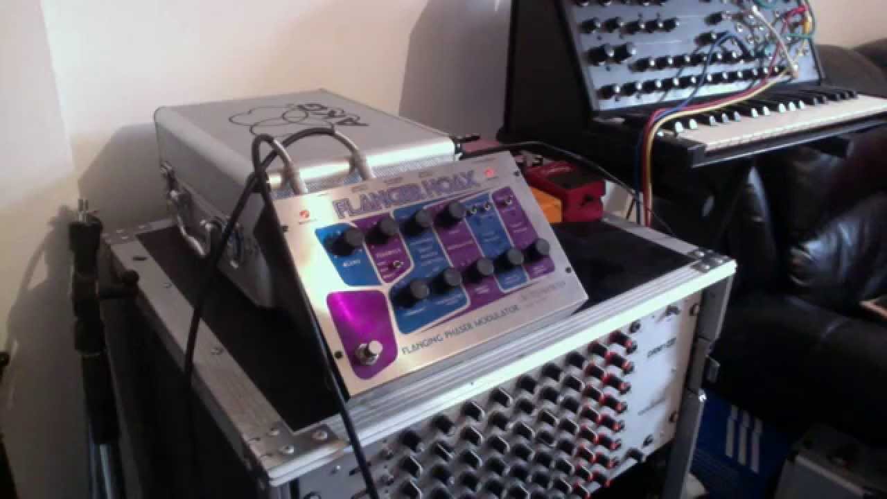 Electro-Harmonix Flanger Hoax - YouTube