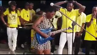 Werrason:Phénomène Sarah solo 🎸🔥aza mystique quel l’ambiance 🔥🔥🔥