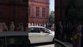 Summer Vibes In Front Of The Connaught Hotel, Mayfair, Central London Subscribe Resimi