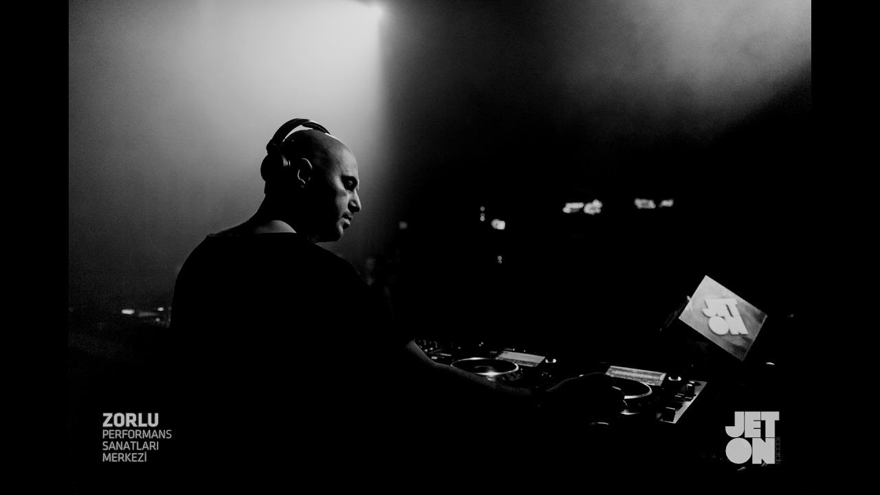 Ugur Project Live at Zorlu PSM Studio 03.03.18 with Carlo Ruetz