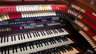 A virtual tour of the W. W. Kimball organ at Boardwalk Hall in Atlantic City, NJ