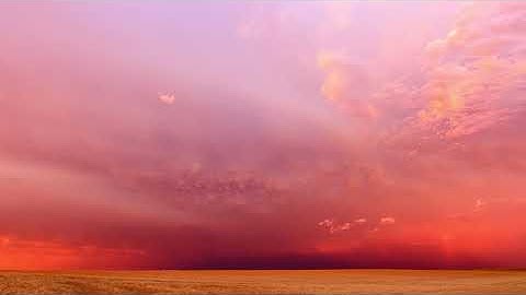 Extraordinary Timelapse Video Shows Sky Changing Colors in South Dakota