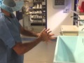 Lavage des mains et habillage stérile au bloc opératoire PARIS 6 Externes