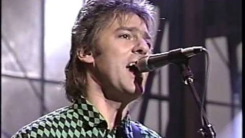 CLASSIC TV!  Robyn Hitchcock and The Egyptians liv...
