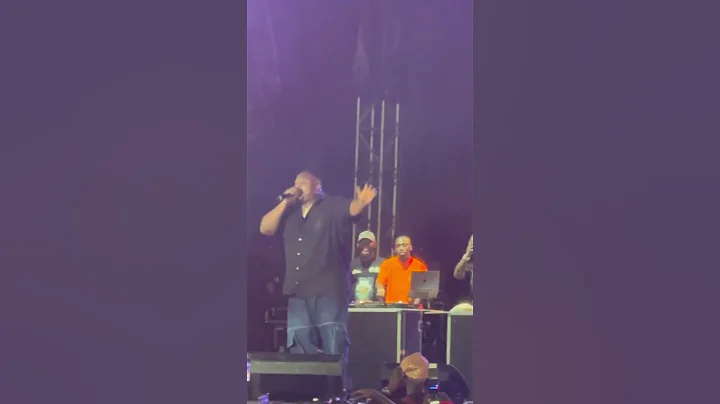 Cubana chief priest performing live on Davido 5ive to in uyo #davido #youtubeshorts #davidoconcert