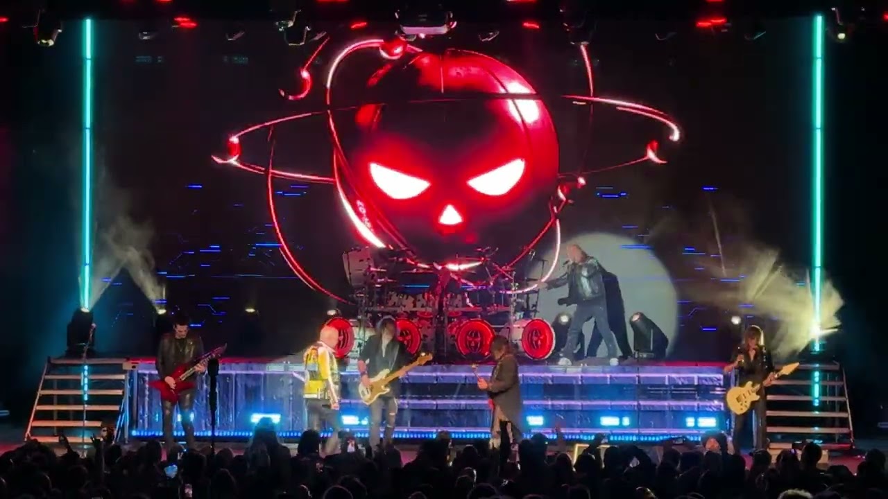 Helloween – Future World + Intro (In the Hall of the Mountain King