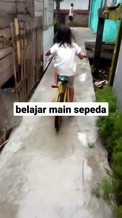 jangan panggil aku anak kecil paman nama ku shiva