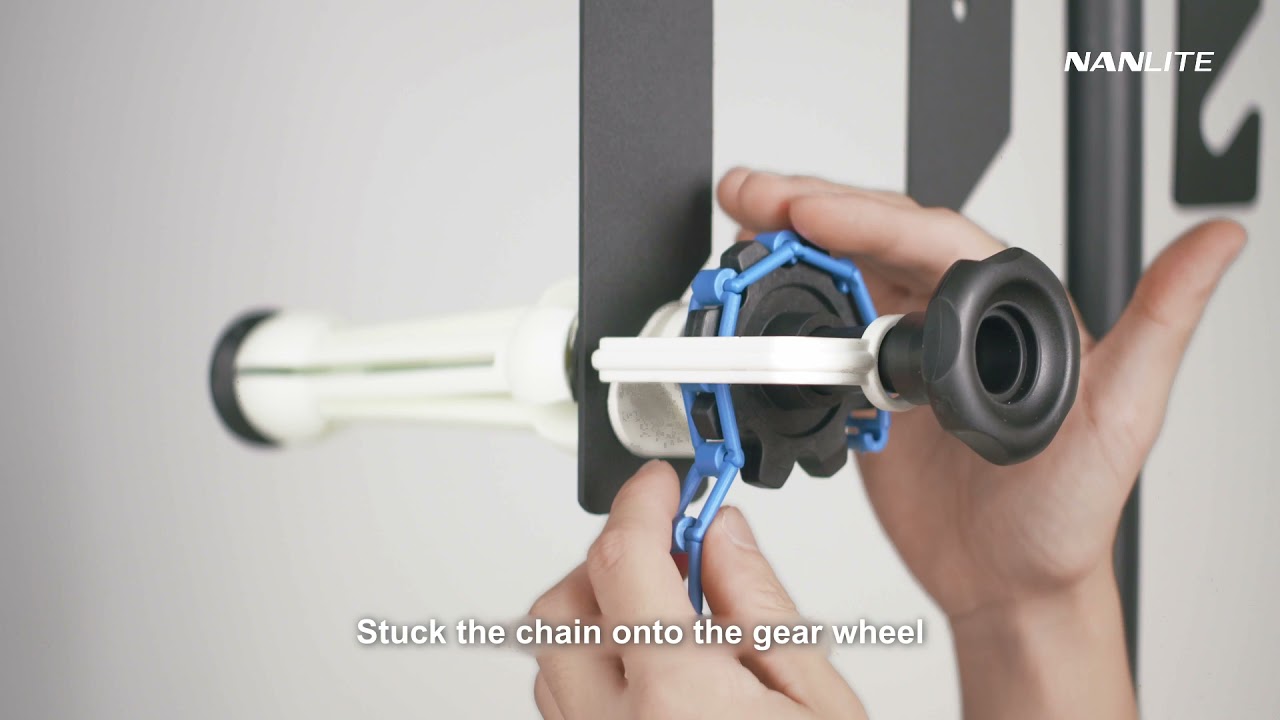 How to install the Nanlite Manual Background Support Kit